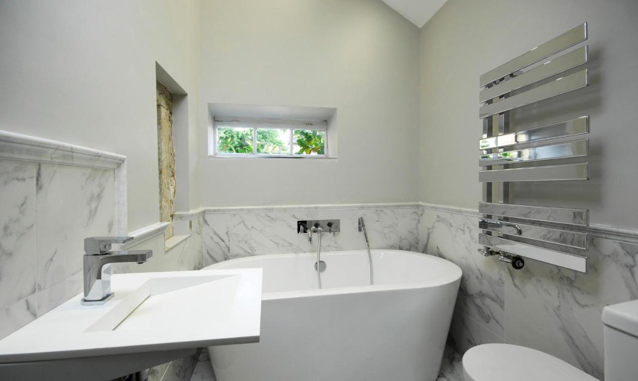 Topside House - Beautiful 7 Bedroom House With Hottub Wifi And Parking Near Bath Wells Frome Oakhill Exteriör bild