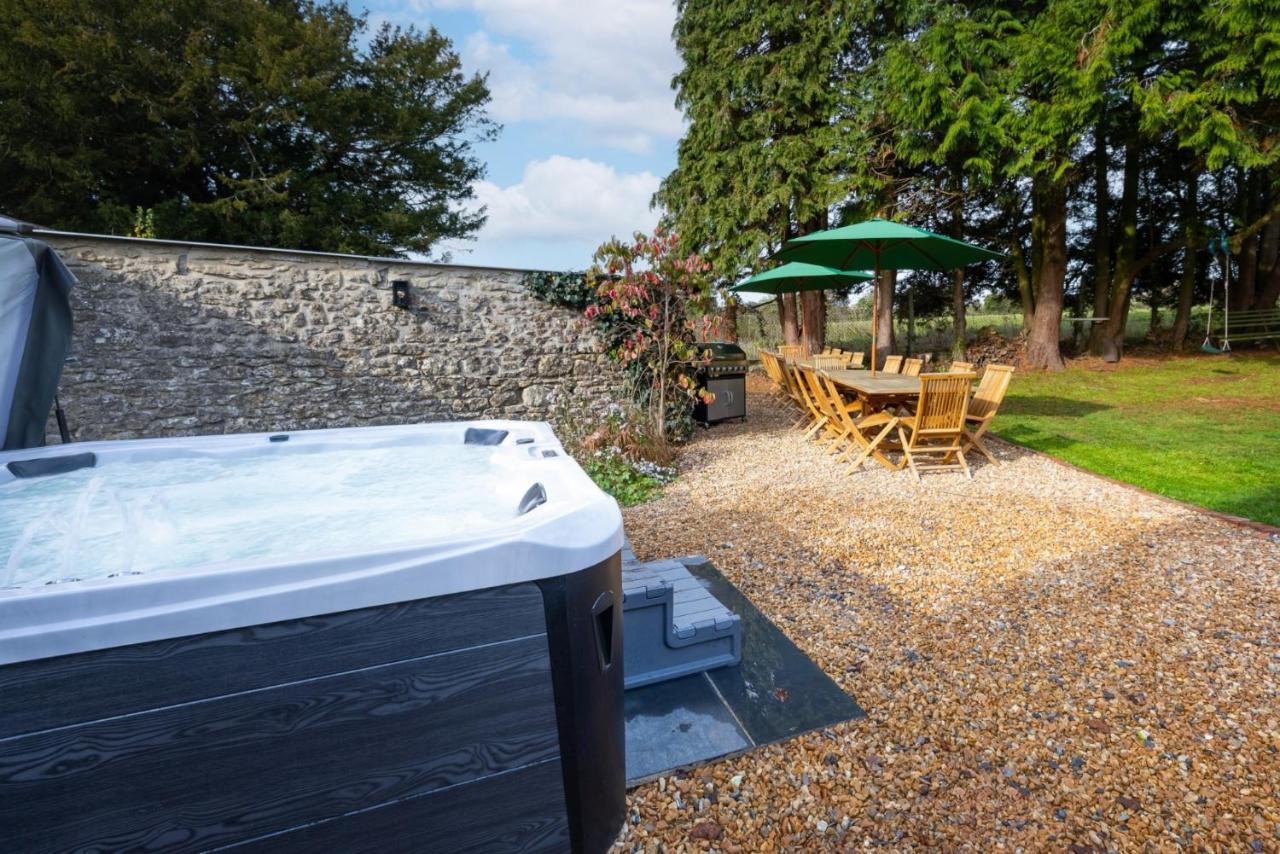 Topside House - Beautiful 7 Bedroom House With Hottub Wifi And Parking Near Bath Wells Frome Oakhill Exteriör bild